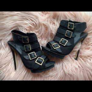 JustFab Size 8 Peep toe pumps